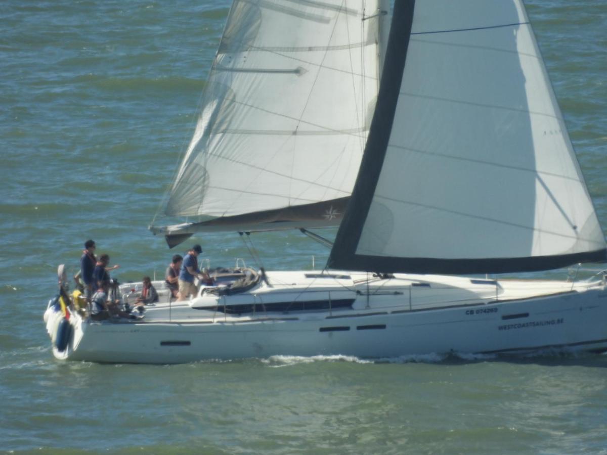 Seacityview Oostende Екстериор снимка